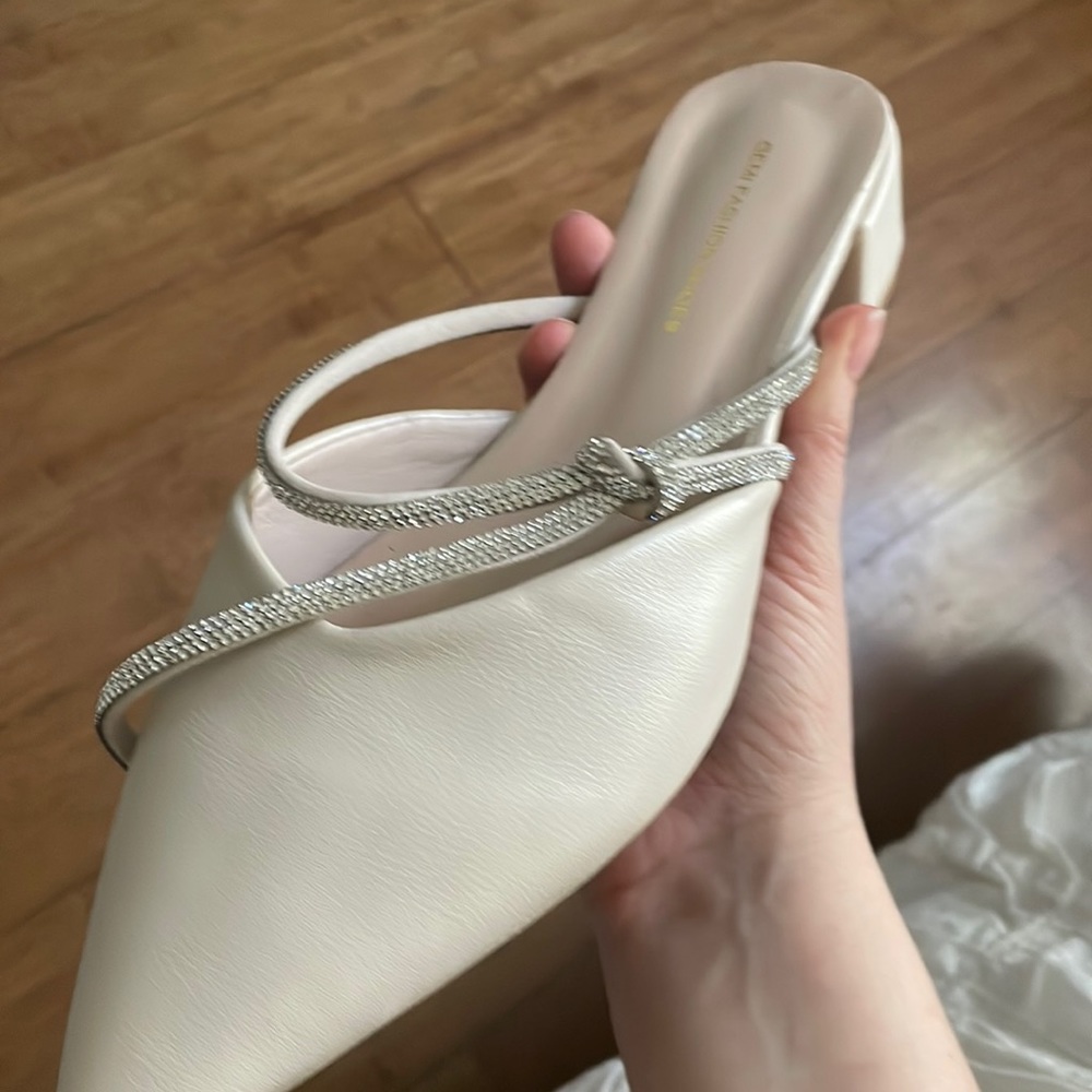 Sparkly flat